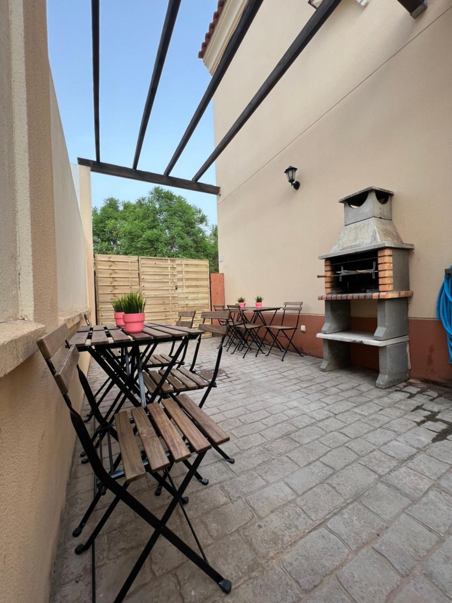 Apartamentos Sevilla Deluxe Rosales Los Rosales  Exteriér fotografie